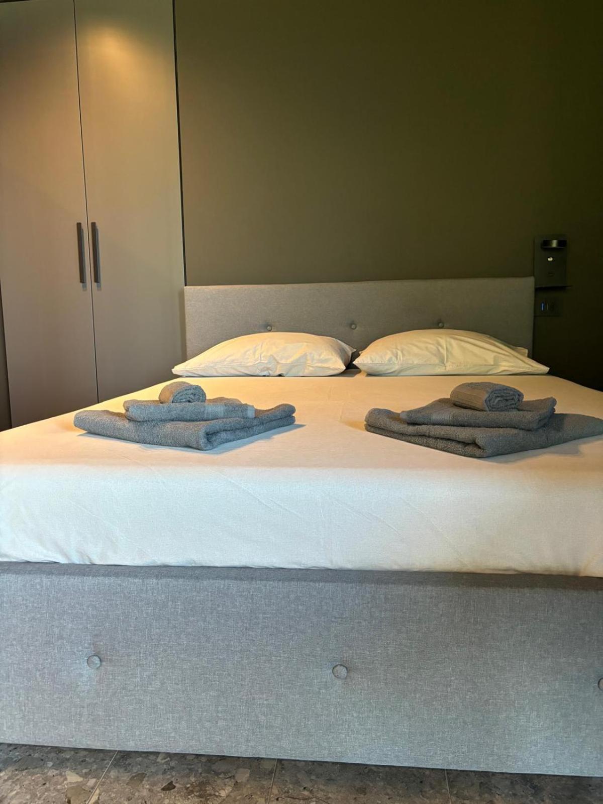 Hotel La Casa Di Cesare Rogno Camera foto